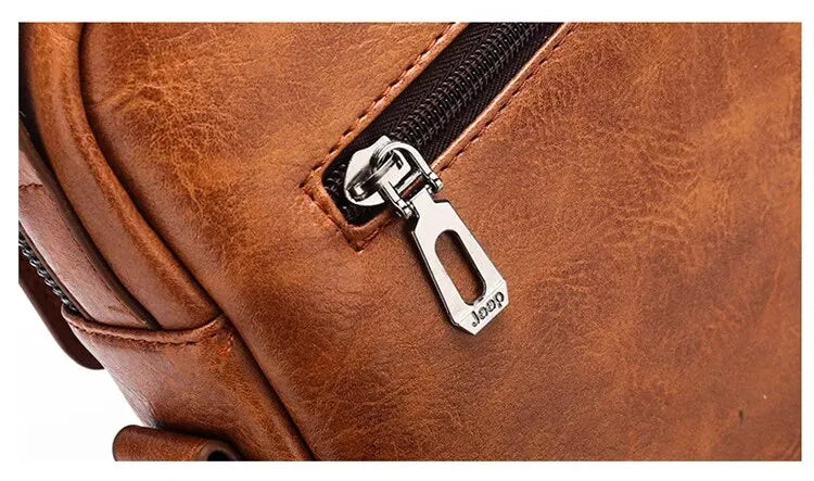 Shoulder Bag Masculina em Couro