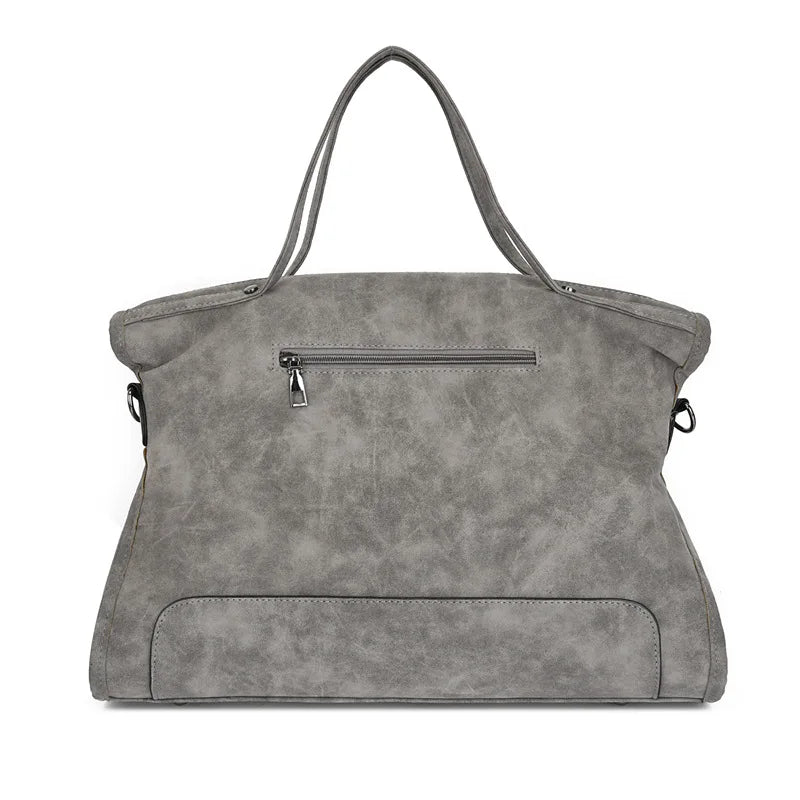 Bolsa Feminina Tote em Couro com Spikes