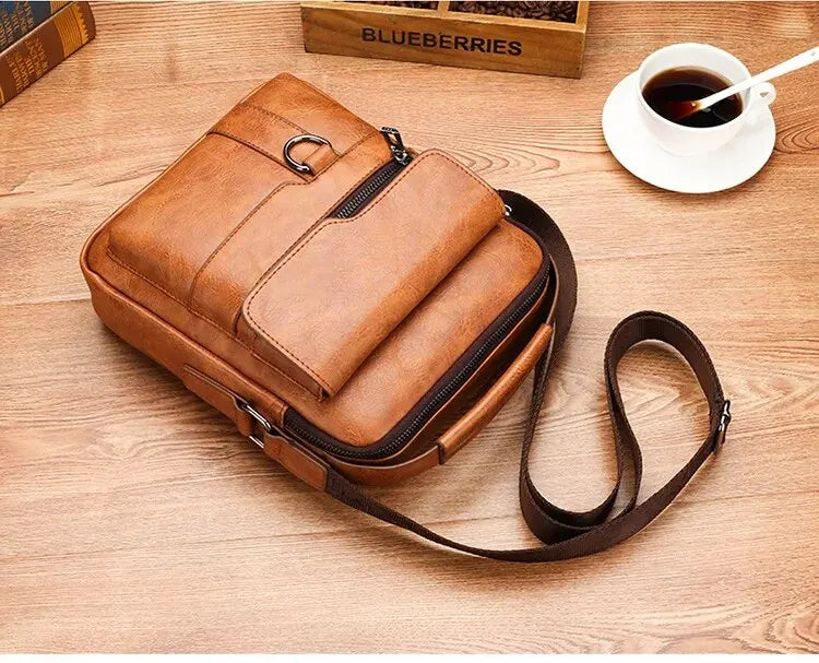 Shoulder Bag Masculina em Couro