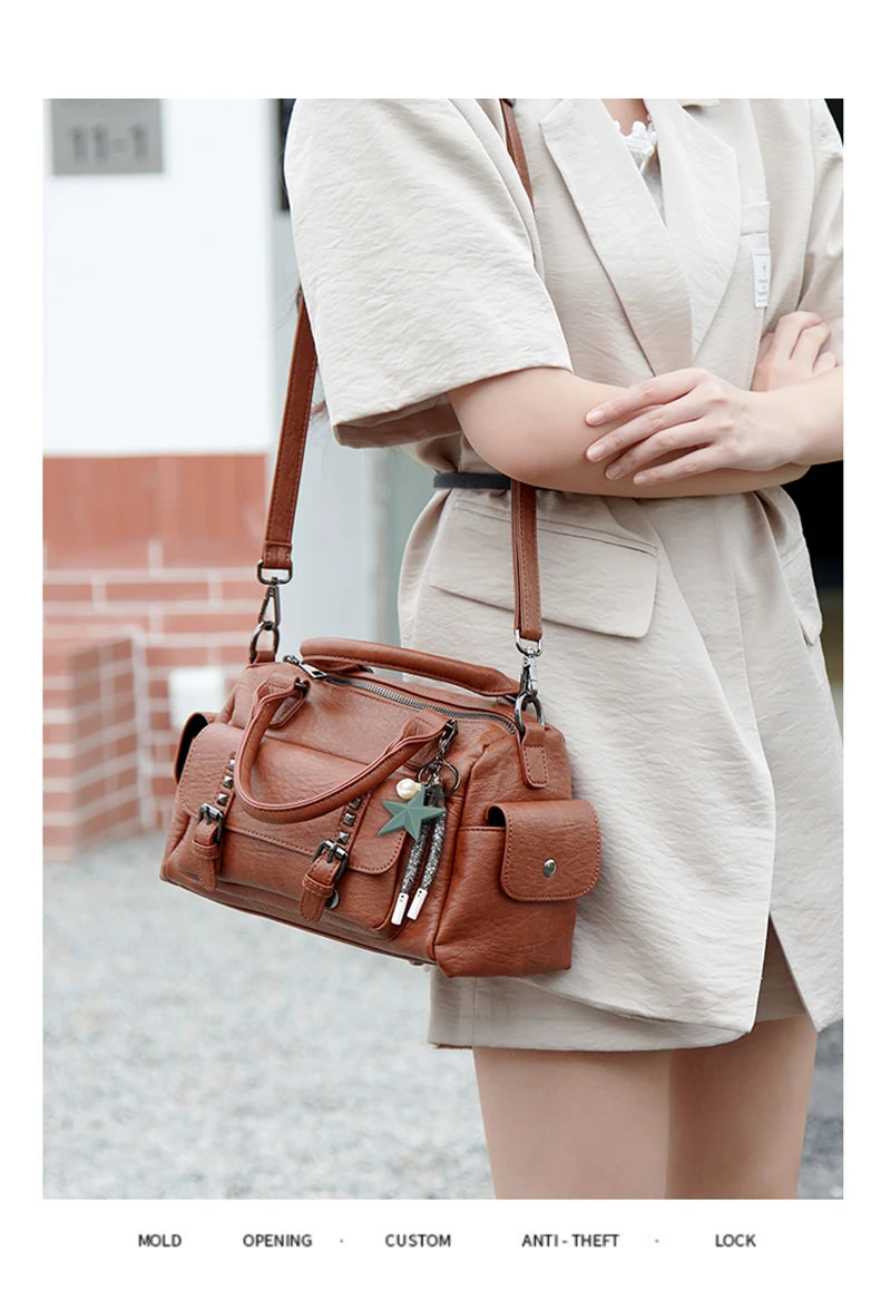 Bolsa Feminina de Ombro em Couro Casual