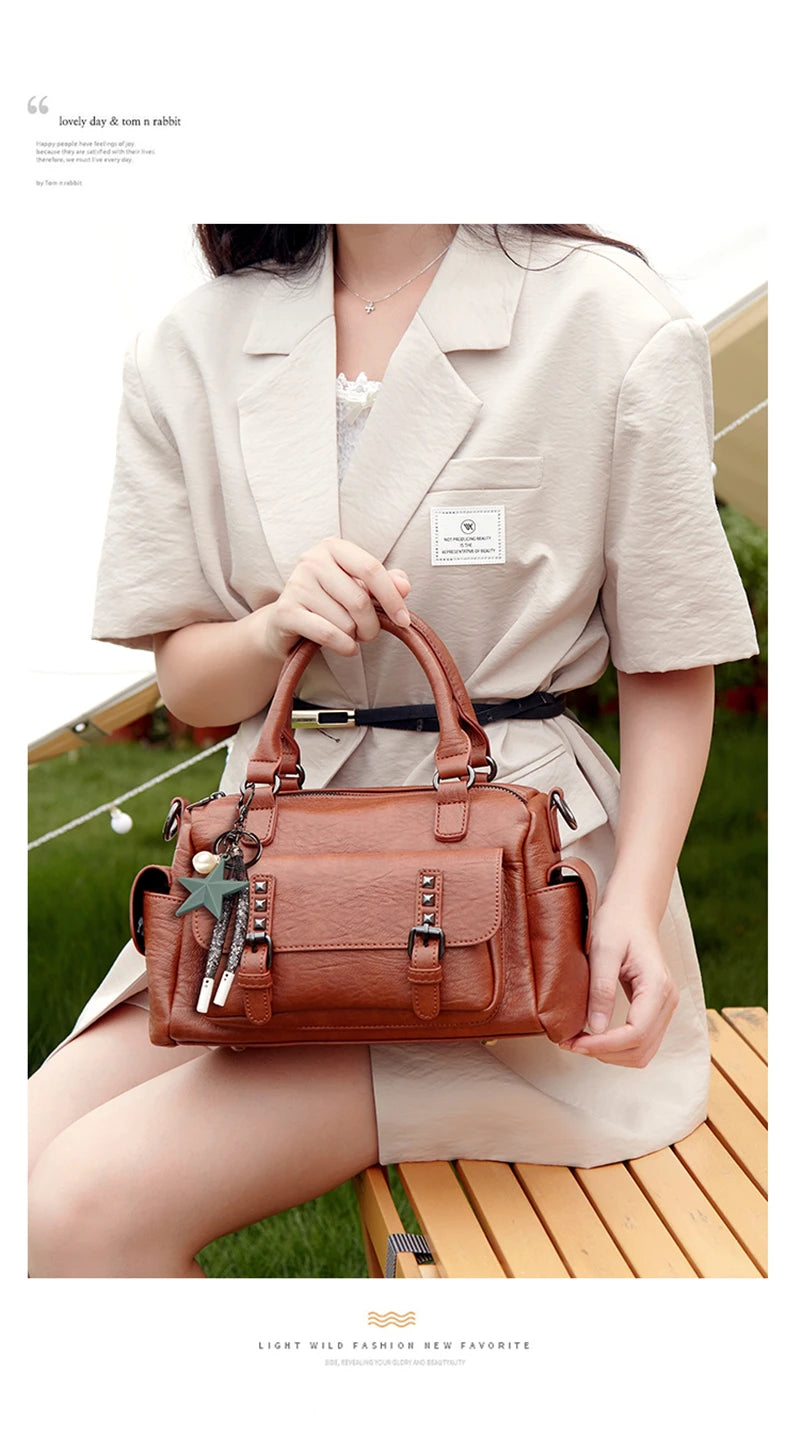 Bolsa Feminina de Ombro em Couro Casual