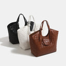 Bolsa de Ombro Feminina de Couro Elegance