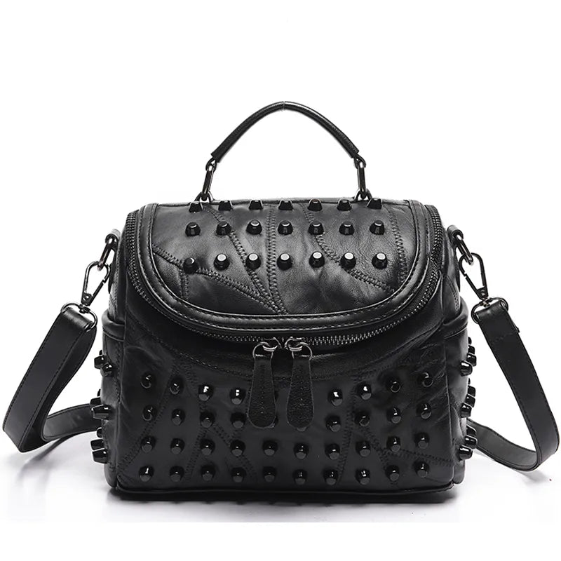 Bolsa Tiracolo Feminina Com Spikes